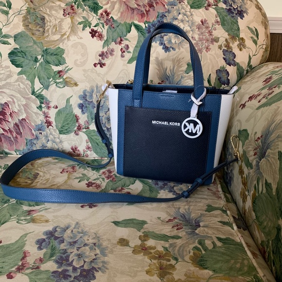 michael kors gemma small